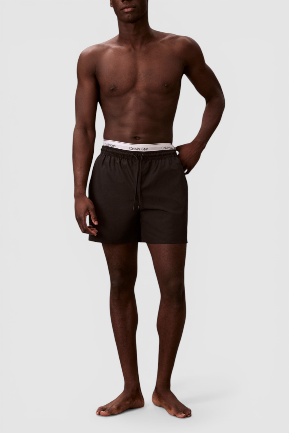 תמונת כל הלוק של מכנסי בגד ים